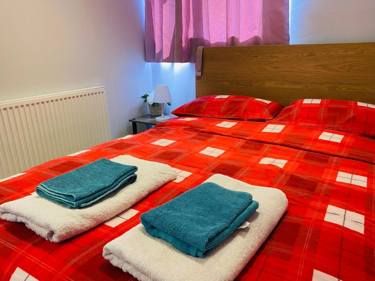 1 Studio Room Near Central Лондон Екстериор снимка